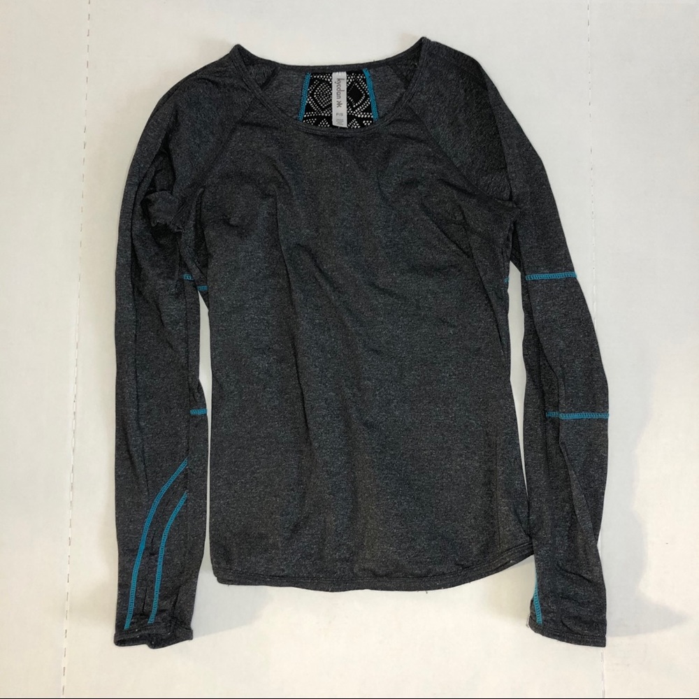 Kyodan long sleeve with cute back